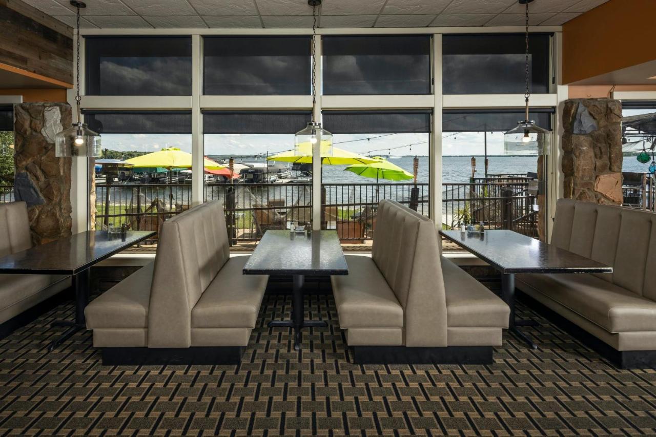Holiday Inn Detroit Lakes By Ihg Esterno foto