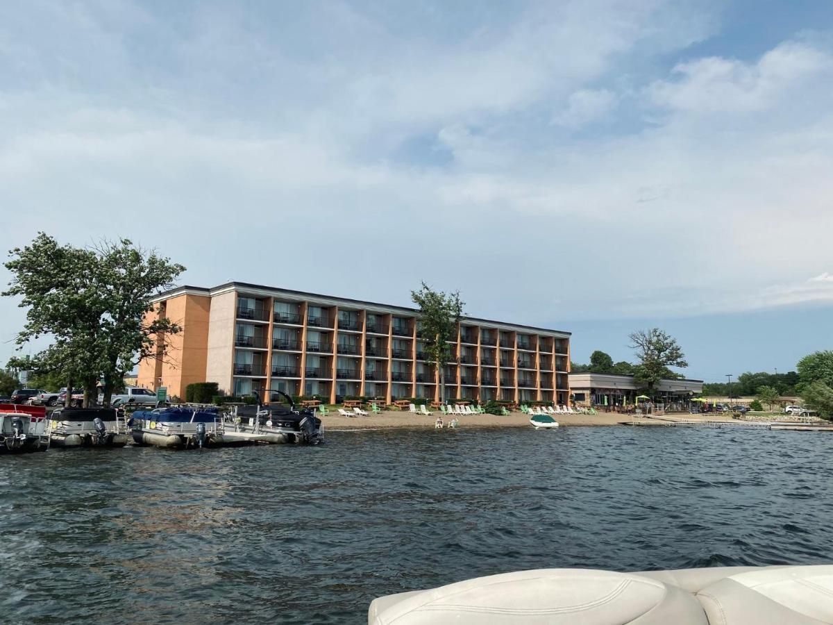 Holiday Inn Detroit Lakes By Ihg Esterno foto