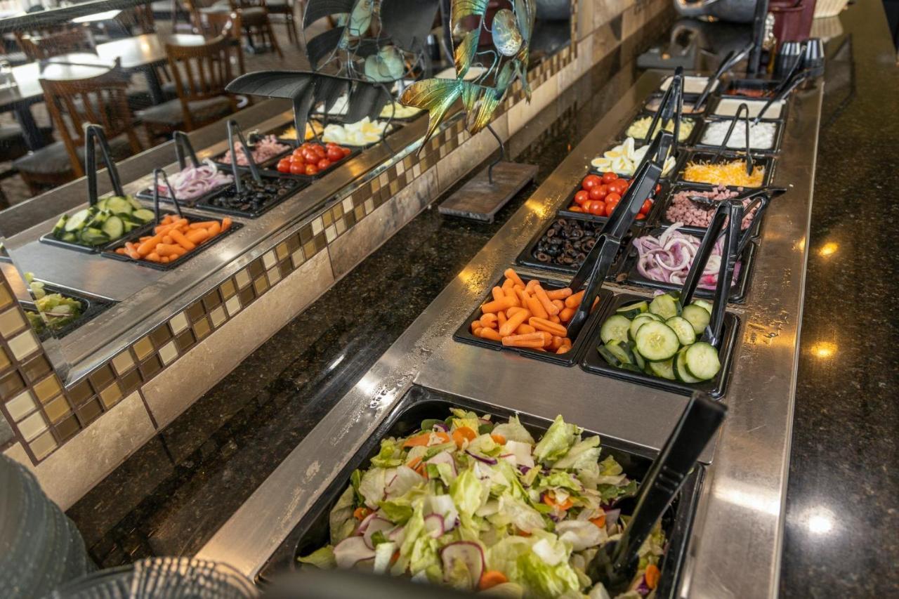 Holiday Inn Detroit Lakes By Ihg Esterno foto