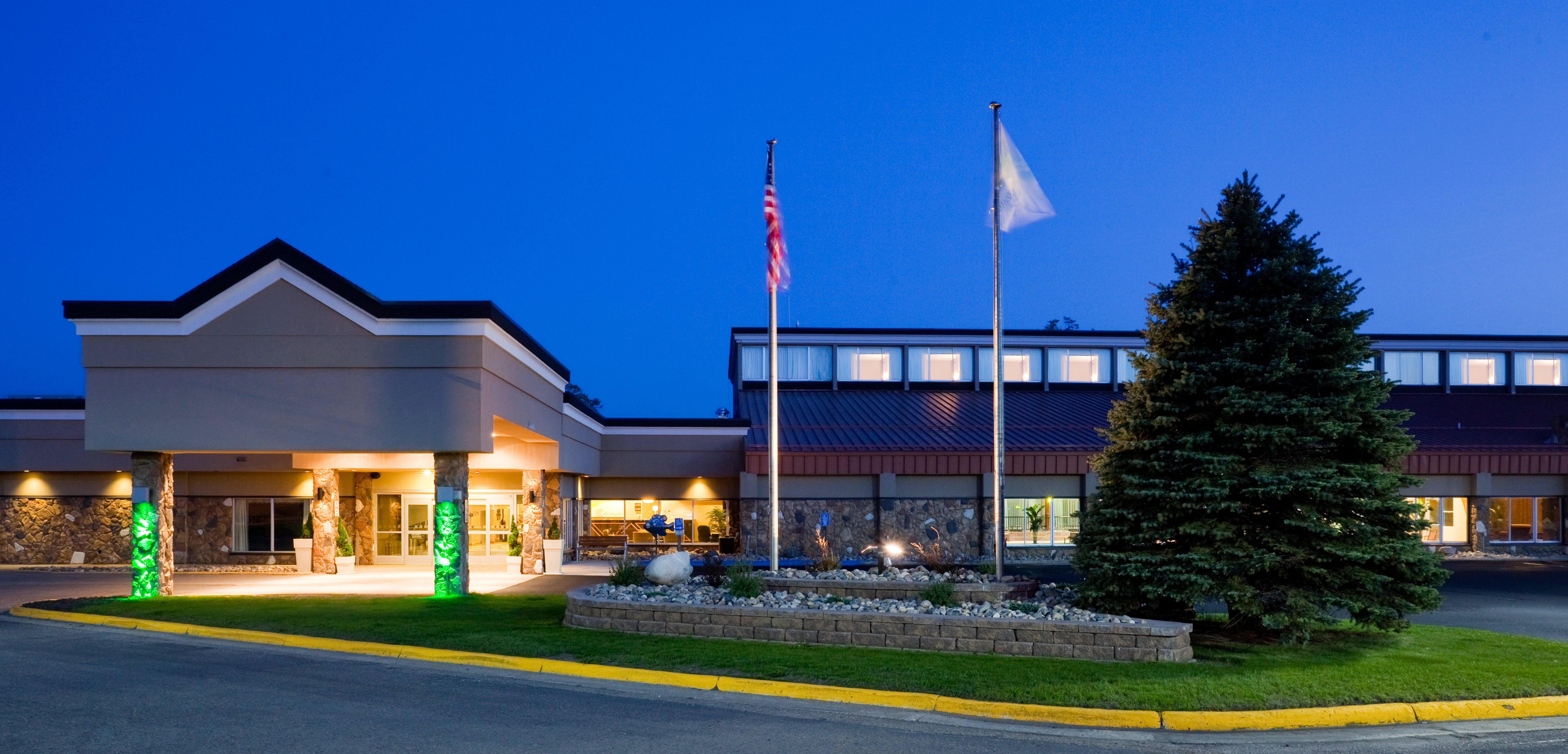 Holiday Inn Detroit Lakes By Ihg Esterno foto