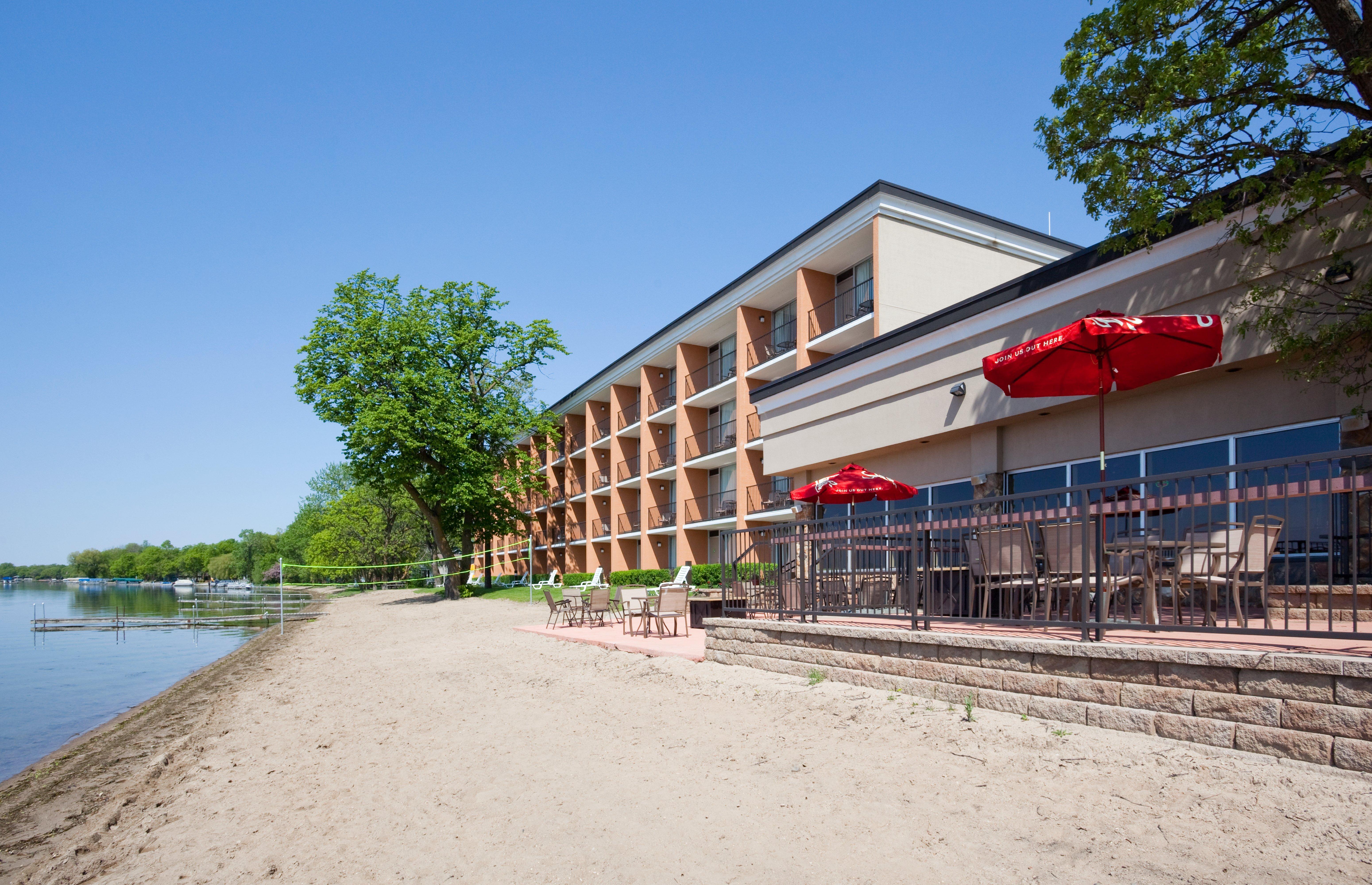Holiday Inn Detroit Lakes By Ihg Esterno foto
